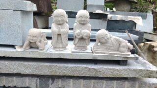 お彼岸　お墓参り